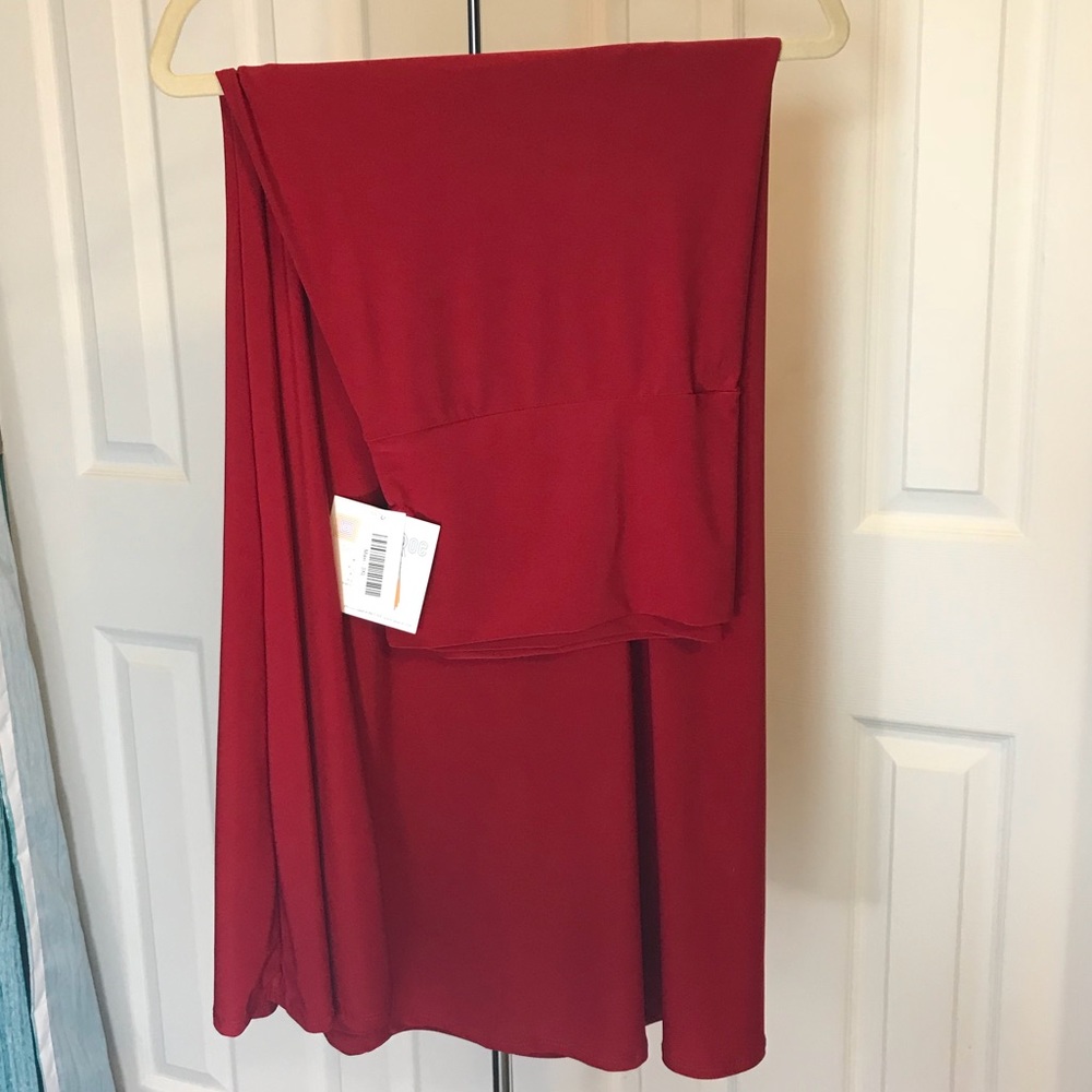 LuLaRoe Maxi skirt 3X *solid red*